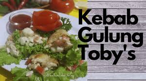 Kebetulan saat itu rekan kantor yang maniak dengan makanan ini membelinya dan saya. Kata Nieke Resep Makanan Halal Ala Korea Kebab Gulung Toby S