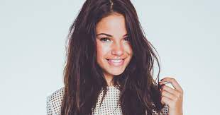 Still dating her boyfriend ? Monica Geuze From Netherlands Popnable