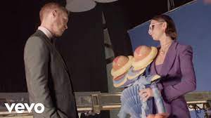 Calvin harris and dua lipa — one kiss (jauz remix). Calvin Harris Dua Lipa One Kiss Behind The Scenes Youtube