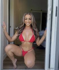 brunette Kansas City | Ladys.one