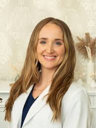 Valerie Higgins's Instagram, Twitter & Facebook