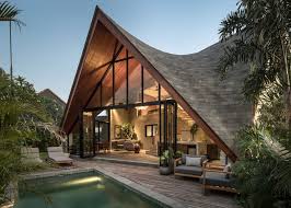 Luxury villas in canggu and perenenan. The Riverhouse Bali