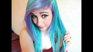 It doesn't wash you out like other colors can, and, depending on your hair color. Dying My Hair Blue Purple Youtube