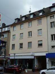 Jetzt passende mietwohnungen bei immonet finden! 4 Zimmer Wohnung Zu Vermieten Gemarkenstr 72 45147 Essen Holsterhausen Mapio Net
