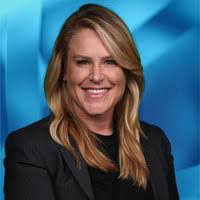 Lindsay Rush's Instagram, Twitter & Facebook