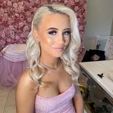 Even though foden is only 19 years old, the young. Manchester City Prodigy Announced That They Are Welcoming Their Second Child 18 Year Old Father 20 Year Old Son And Daughter Girlfriend Is Like Barbie Inews