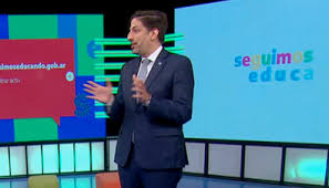 Nicolás trotta podría renunciar como ministro de educación por ahora son versiones, tenemos que chequear, se atajó el periodista acerca de la salida del ministro del gabinete.horas antes de los anuncios, trotta había publicado en su cuenta de twitter: Nicolas Trotta Ministro De Educacion Las Radios Comunitarias Permiten Llegar A Todos Los Hogares Periodico El Despertador