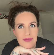 Does anyone order live food online? If so where are you ordering from? Tia