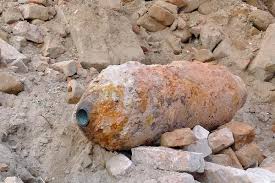 Die gefundene weltkriegsbombe in köln ist am späten montagabend entschärft worden. Weltkriegsbombe In Koln Surth Entscharft Koeln De
