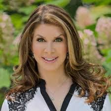 Erin Vawter's Instagram, Twitter & Facebook