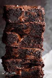 Worlds Best Fudgiest Brownies Live Up To Their Name Perfect Crisp Crackly Top Super Fudgy Centre Chewy And Goo Desserts Fudgy Cocoa Brownies Brownie Recipes