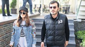 Aycan varış yeni sevgilisi burak öztürk'ten evlilik teklifi aldı. Hz4orm U0pgthm
