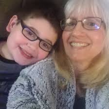 Are there jobs that allow bringing kids along in Bedford Indiana?