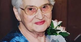 Barbara Guyette's Instagram, Twitter & Facebook