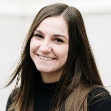 Anabelle Bacon's Instagram, Twitter & Facebook