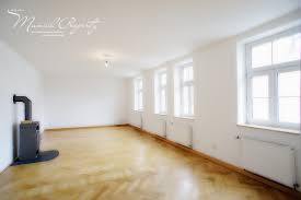 Mit kamin parkplatz vor das haus lift kellerabteil lage der wohnung n/o/s die geschäfte für den täglichen. Schwabing Elisabethmarkt Zauberhaftes 4 Zi Wohnjuwel Mit Kamin Parkett Balkon Munich Property