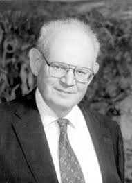 Yale Bulletin and Calendar