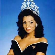 Мисс вселенная, miss universe, mona grudt. Chelsi Smith Wikipedia