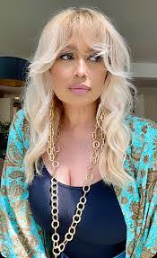 Joye Davis's Instagram, Twitter & Facebook