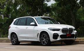 The X5 Has A New Plug In Hybrid Improving Two Key Facets If Used Wisely In 2020 Bmw Bmw X5 Car Sharing