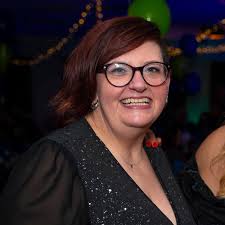 Hi, here now and wanting to go to the titanic exhibition, is there a way to  get cheap tickets? Thanks ☺️ Pic for attention 😜