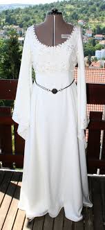 Maybe you would like to learn more about one of these? Brautkleid Mittelalter Mels Gewaenderey