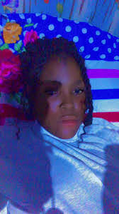 Deborah Dahn's Instagram, Twitter & Facebook