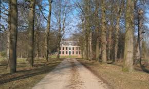 Amelisweerd, a magical little urban forest near the city of utrecht, is under threat. Landgoed Oud Amelisweerd Country Roads Country House Village