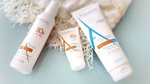 Weil mein teint schnell fettig wird, sollte die creme aber nicht zu. Protect Yourself With A Derma Sonnenschutz Fur Fragile Haut Flyinghousewives