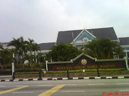 Penelitian deskriptif kualitatif dengan pendekatan kebudayaan. Muzium Darul Ridzuan Mapio Net
