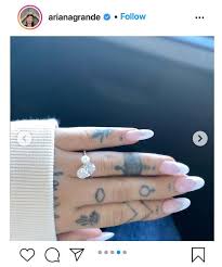 Ever since ariana grande and pete davidson confirmed that they called off their engagement, fans of the couple's whirlwind romance have been left wondering: Ariana Grande Engagement Announcement What It Means The New York Times