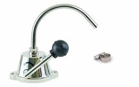 Auch kundenbewertungen spielen unserer meinung nach eine wichtige rolle bei der wahl deines camping wasserhahn. Wasserhahn Handpumpe Mit Schlauchschelle Autark Boot Wohnmobil Camping Outdoor Ebay