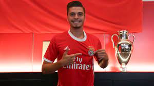 Nuno santos is a portuguese professional footballer who plays as a forward for rio ave. Nuno Santos Renova Com O Benfica Ate 2024