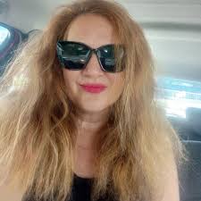 Selena Gomez 2015 & 2025🩷