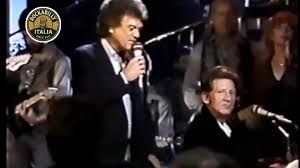 Conway Twitty feat. Jerry Lee Lewis on piano, Medley " Mona Lisa - Danny  Boy " , Live from the Mississippi riverboat 1982 , #enjoy | Rockabilly  Italia | Facebook