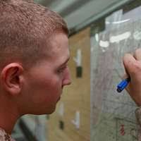 Армейский резервист подполковник Роберт Дж.