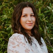 Jaclyn Rossillo's Instagram, Twitter & Facebook