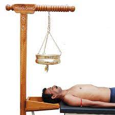 shirodhara support produit table de massage panchkarma produit instrument traditionnel equipement panchakarma support tete mas massage therapy massage ayurveda