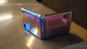 Jun 30, 2021 · but according to the latest rumor, samsung still has an lte variant of the galaxy z flip 3 in the works. Samsung Galaxy Z Flip 2 Galaxy Z Fold 3 To Come With Ip Rating Android Community