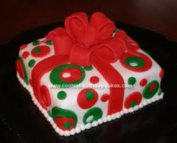 Pin by the craft pany on christmas cake decorating ideas. Coolest Christmas Present Cake
