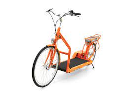 自転車にペダルが必要って誰が言った オランダ発 ウォーキングバイク は 街乗りの常識を変える 自転車 バイク ウォーキング