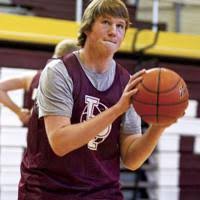 Plainsmen basketball unveils new players