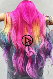 Regenbogen Unter Neon Rosa Peekaboohaar Peekaboo Haar Ist Ein Wenig Tint Von Strahnchen Schwarze Haare Highlights Schwarze Haare Regenbogenhaare