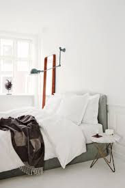 Home 70 inspiring minimalist elegant white themed bedroom ideas inspiring minimalist white bedroom ideas 53. Furniture Bedrooms White Bedroom With Minimal Decor Decor Object Your Daily Dose Of Best Home Decorating Ideas Interior Design Inspiration