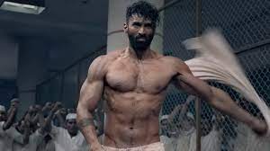 This Is What Comprised Aditya Roy Kapur S Diet For The Upcoming Bollywood Movie Malang Gq India Advait (aditya roy kapur) and sara (disha patani) meet in goa and begin to live life the way they want, which simply means beaches, bikes and a lot of steam. this is what comprised aditya roy kapur