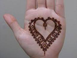 صور نقش حناء خطيرة Simple Mehndi Designs Beautiful Simple Mehndi Design Simple Mehndi Designs Images