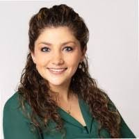 Kimberly Wenger's Instagram, Twitter & Facebook