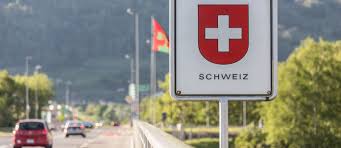 Sporttrots hela åtta ändringar i laget tog redan åttondelsfinalklara italien sin tredje raka seger i em och skrev historia. Corona Krise Schweiz Will Am Montag Einreisebeschrankungen Lockern