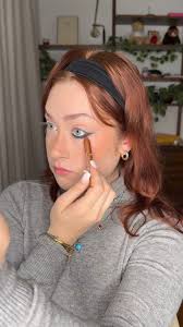 Anna Sarno, SPUTIAMO FATTI: il reverse eyeliner è decisamente più iconico  di quello classico. 🔥 Sei d’accordo? Tagga chi deve provarlo subito! 👁✨,  Titolo: City Nights, Artista: Chela Rivas, #essence ...