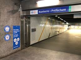 Adresse, téléphone et horaires préfecture à nanterre 92000. Rer A Une Personne Se Tue En Tombant Sur Les Voies A Nanterre Prefecture Actu Hauts De Seine